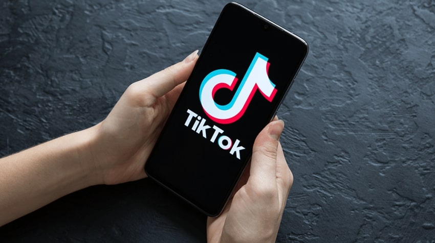 TikTok Algoritmasını Anlamak: Videolarınızın Viral Olma Şansını Nasıl Artırırsınız?